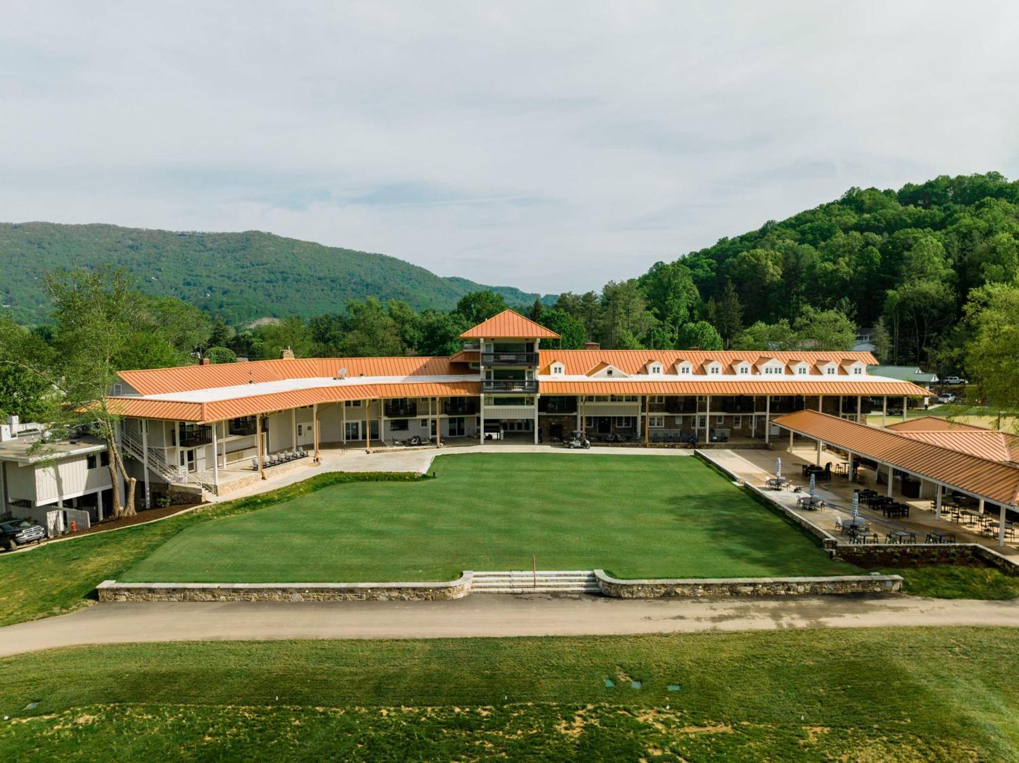 Waynesville Inn And Golf Club, Tapestry Collection By Hilton Exterior photo